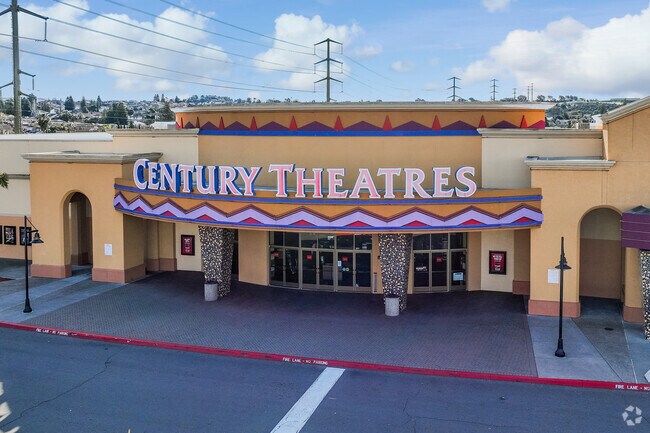 Century Theatres offers a perfect date night activity in Hunter Ranch.