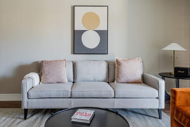 950 E Hillsdale Blvd unit FL3-ID2119, Foster City, CA 94404 - photo 2