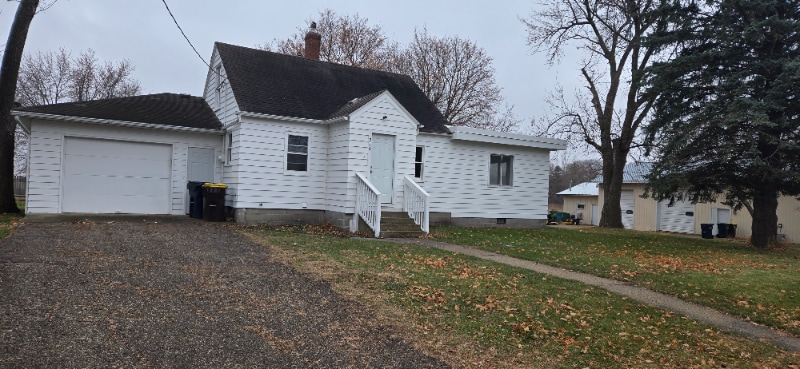 214 4th Ave, Minnesota Lake, MN 56068 - photo 1