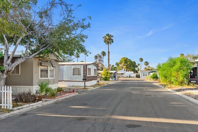 Shadow Mountain Community, Las Vegas, NV 89121 - photo 5