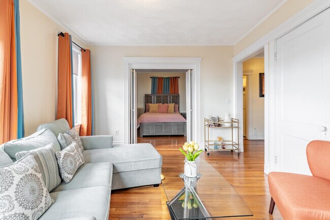 BayView Apartments, Lynn, MA 01902 - photo 2