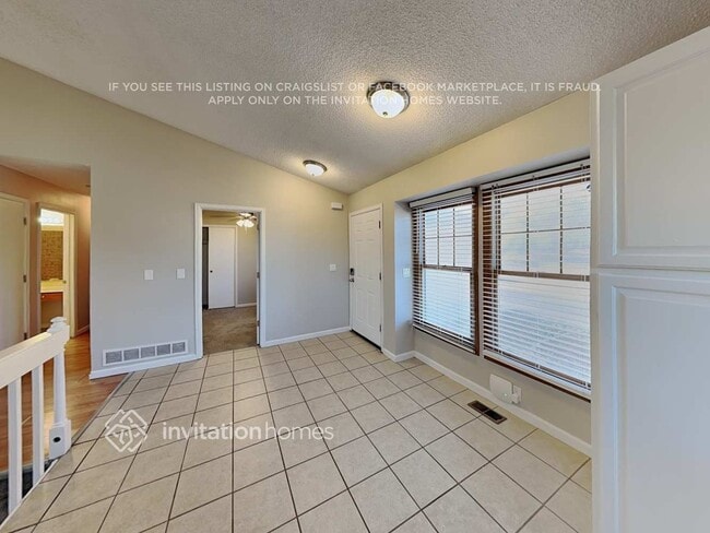 17341 E Wagontrail Pkwy, Aurora, CO 80015 - photo 5