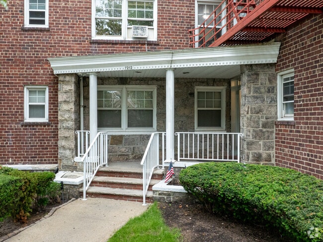 Hudson Ridge Apartments, North Bergen, NJ 07047 - photo 4