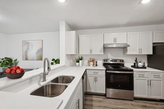 8000 Decker Ln, Austin, TX 78724