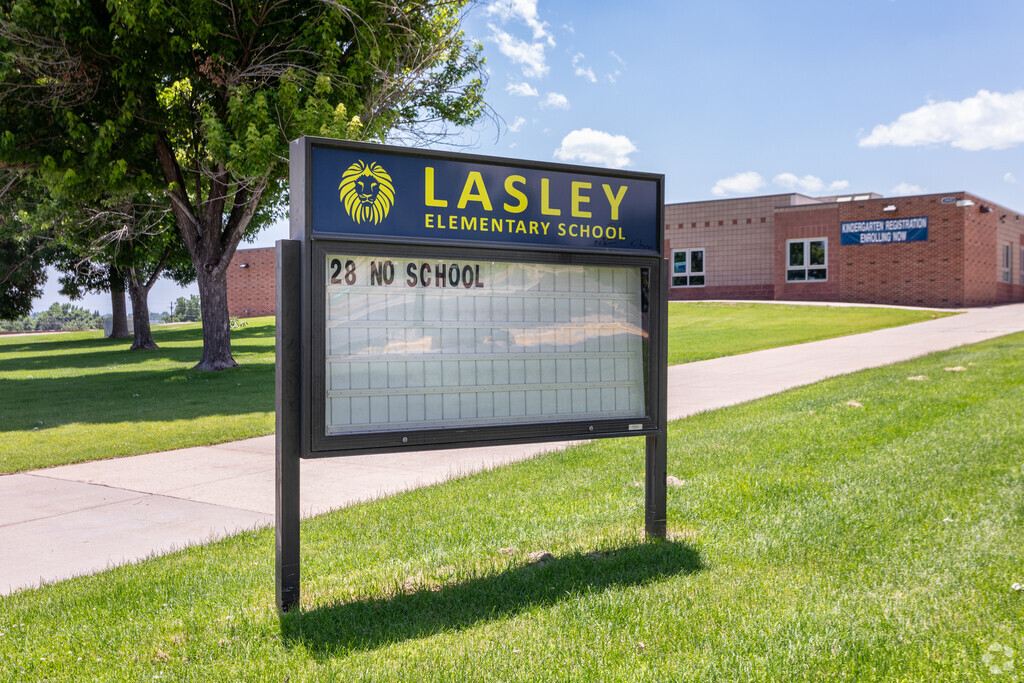 Lasley Elementary School, Rankings & Reviews