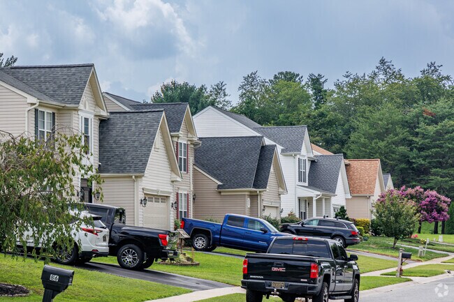 Homebuyers can find a variety of styles of homes in Kent Acres.