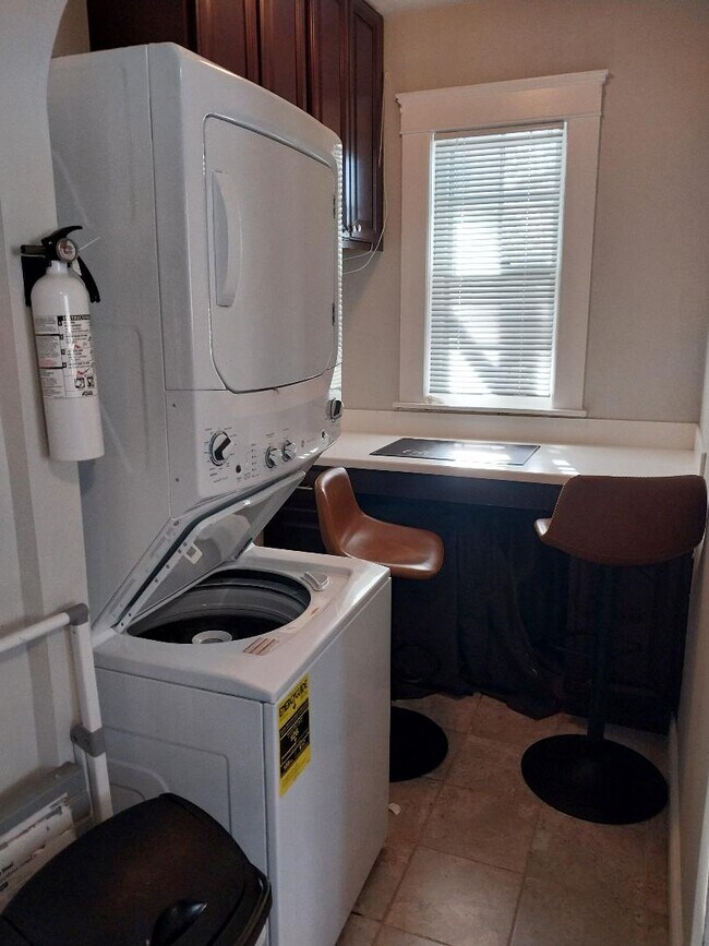 129 Lyme St unit 1, Malden, MA 02148 - photo 3