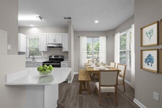 7700 Arboretum Dr, Charlotte, NC 28270