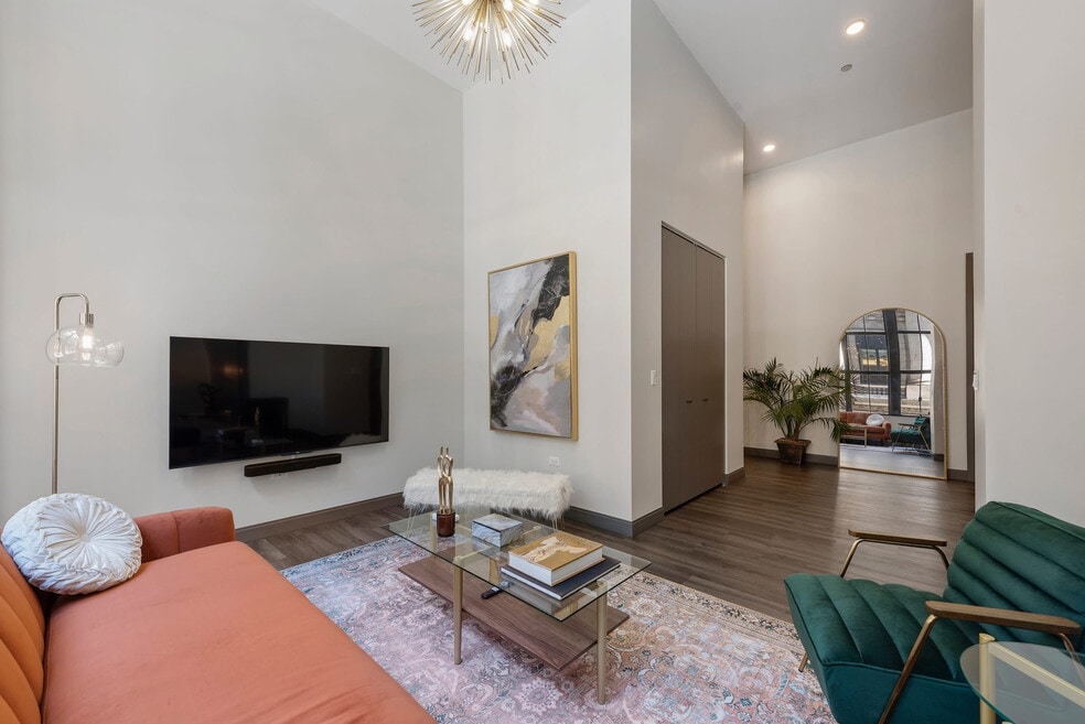 29 S Lasalle St unit ID1029572P, Chicago, IL 60603 - photo 1