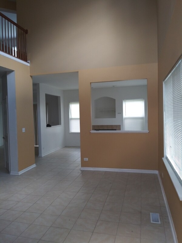 413 N Tower Dr, Hainesville, IL 60030 - photo 6