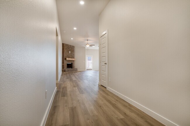 1201 87th St unit 36500310, Odessa, TX 79765 - photo 4