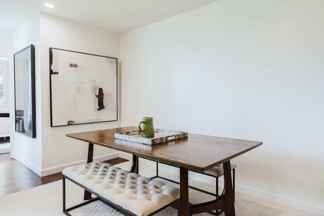 323 E 51st St unit ID1024750P, New York, NY 10022 - photo 7