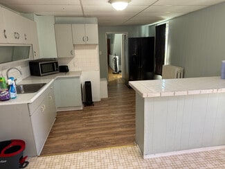 2314 Broad Ave Unit 2314 broad Ave 2nd floor, Altoona, PA 16601