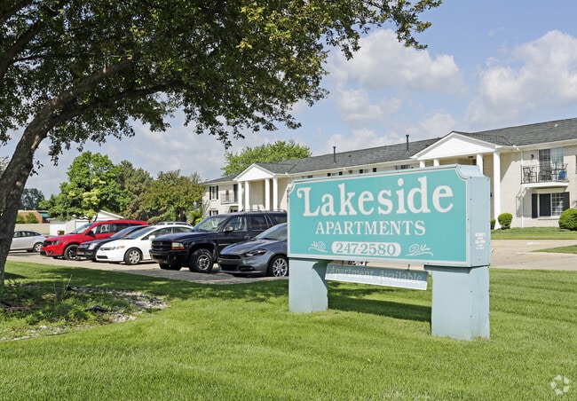 Lakeside Apartments