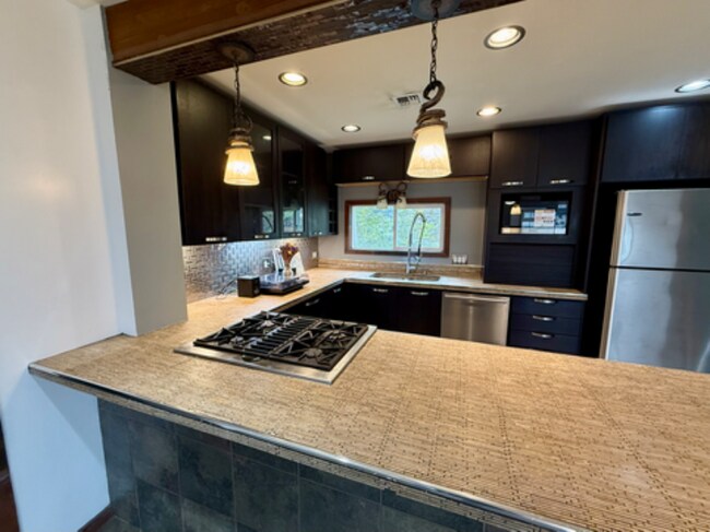 5810 US 30, the Dalles, OR 97058 - photo 4