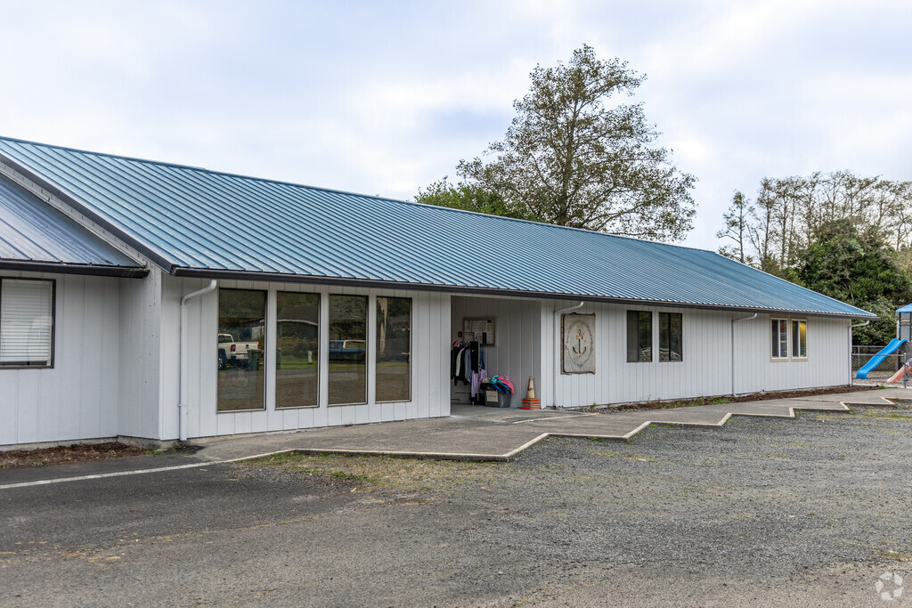 Anchor Christian Academy is a private k-12 school in Warrenton, OR.