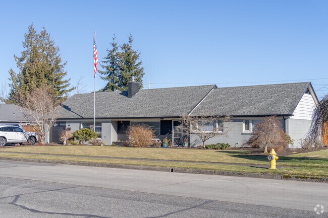 Find your slice of heaven in a Mount Vernon ranch-style home.