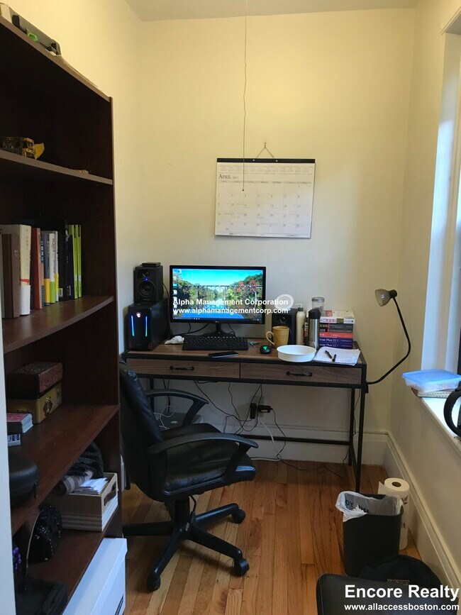 349 Pleasant St unit A1-17, Malden, MA 02148 - photo 4