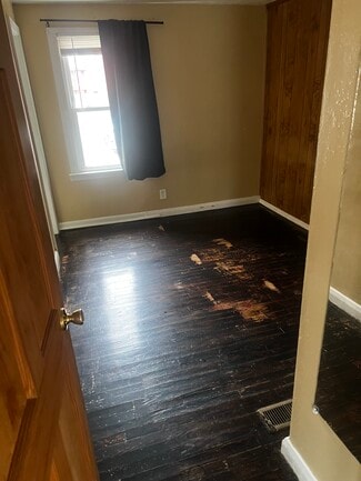 318 16th St NE Unit 318 16th street 1, Canton, OH 44714