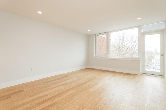 330 Harvard St unit 3, Cambridge, MA 02139 - photo 4
