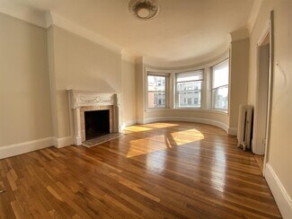 910 Massachusetts Ave Unit 1, Cambridge, MA 02139