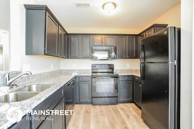 10511 Katie Creek Ct, Charlotte, NC 28213 - photo 6