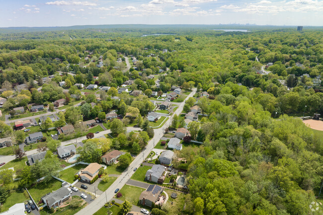 Aerial view of Nanuet, NY.