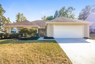 93 Gleneagles Way, Fayetteville, GA 30215