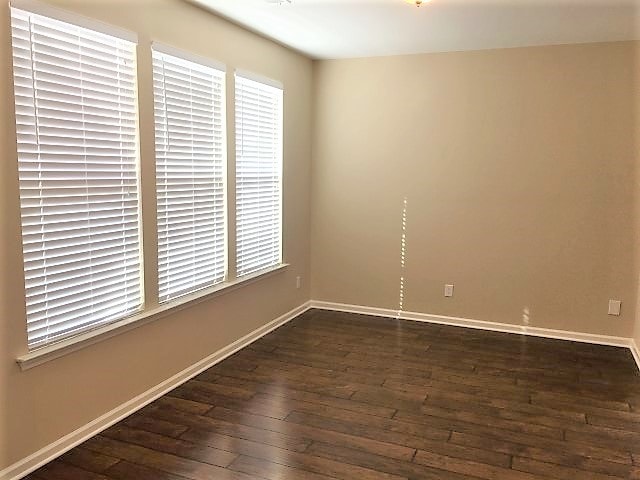 30 Winslow Cir, Savannah, GA 31407 - photo 2