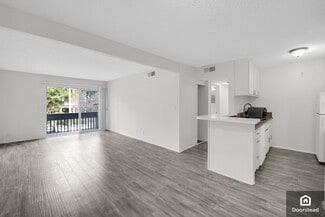 18620 Hatteras St Unit 276, Tarzana, CA 91356