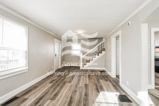 3002 Mckinley St, Anderson, IN 46016 - photo 3