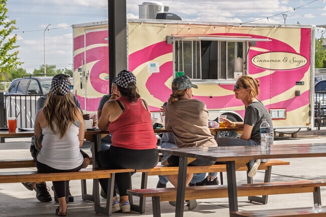 Nuevo Atrisco is a food truck concept with a casual area to relax and enjoy a variety of food and beverage options.