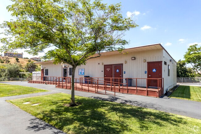 The Oasis High School in Fallbrook offers a broad spectrum of courses.