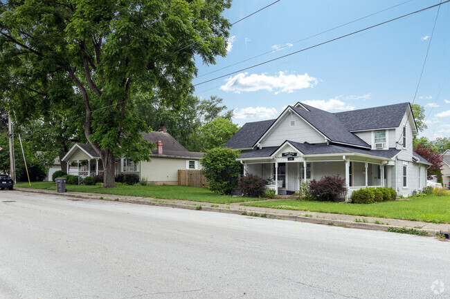 There are a number of unique historic homes in Southport.