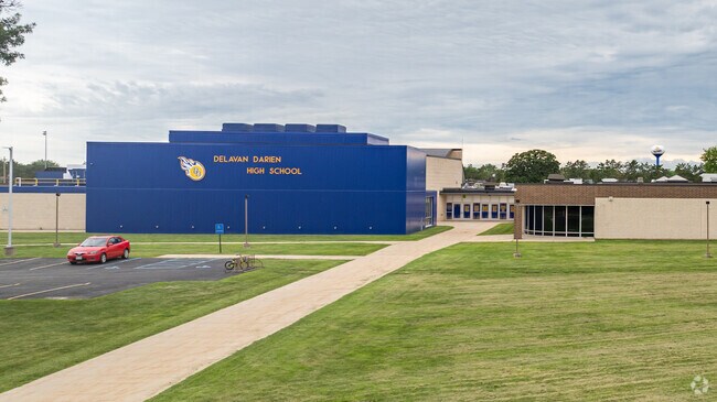 Delavan-Darien High School serves students in Delavan and Darien, WI.