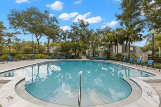 4949 Marbrisa Dr, Tampa, FL 33624