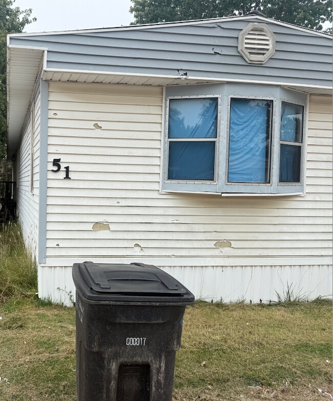 5501 9th St, Great Bend, KS 67530