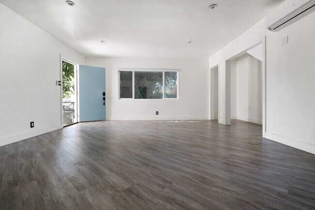 1486 Silver Lake Blvd., Los Angeles, CA 90026 - photo 7