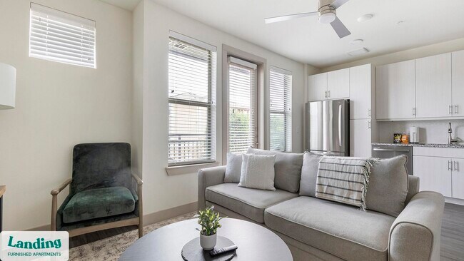 3383 Cedarplaza Ln unit 2215.1410833, Dallas, TX 75235 - photo 4