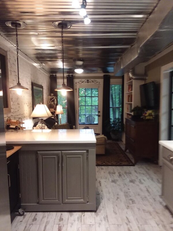 937 Edgewater Cir, Marietta, GA 30062