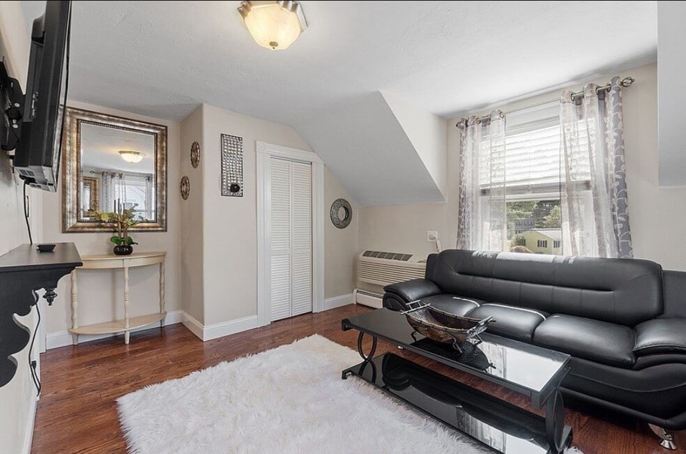 7 Bridge St unit 7-11, Billerica, MA 01821 - photo 1