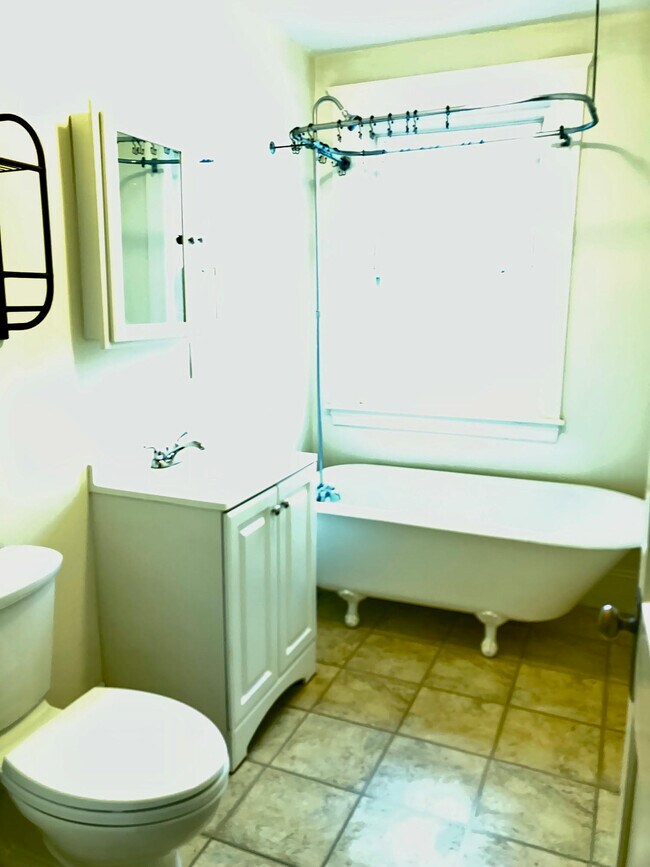 37 Endicott St unit 3, Salem, MA 01970 - photo 7