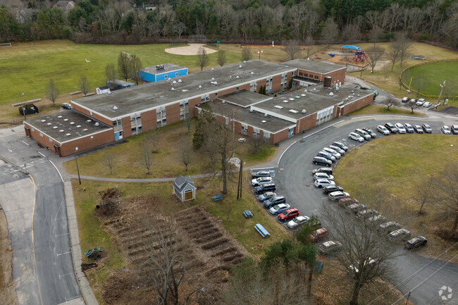 The Ralph Wheelock School in Medfield serves students is grades 2-3 and received an A on niche.