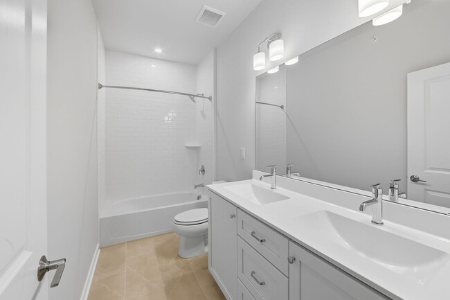 117 River Trail Cir, King of Prussia, PA 19406 - photo 2