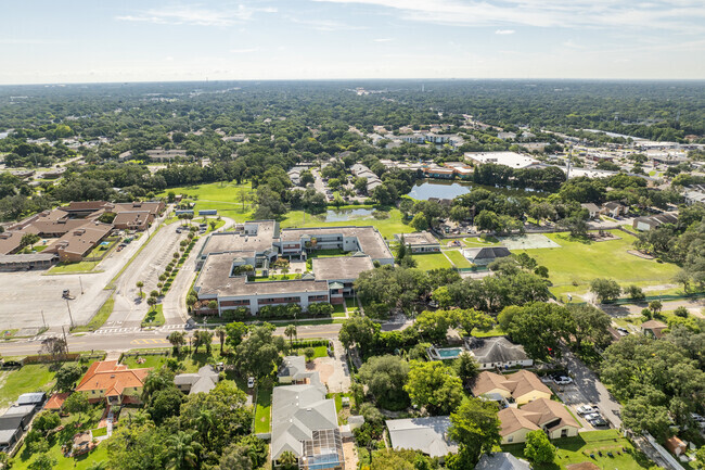Twin Lakes Elementary has a nice, large campus.