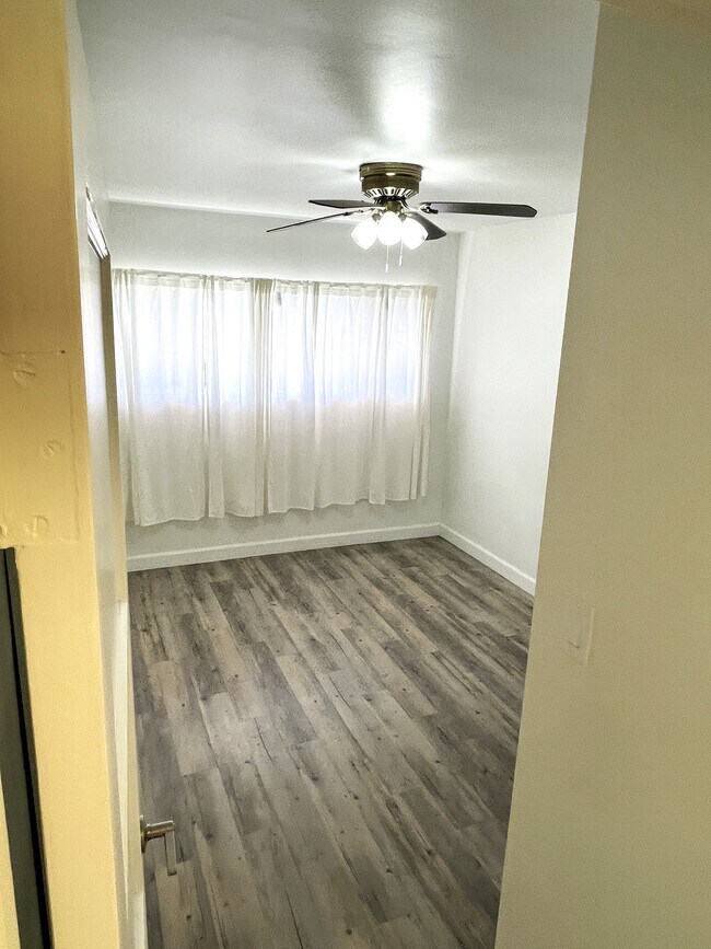 628 S Pacific Coast Hwy unit B, Redondo Beach, CA 90277 - photo 6