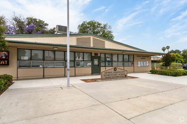 The entrance of Washington Elementary School's administration office is welcoming.
