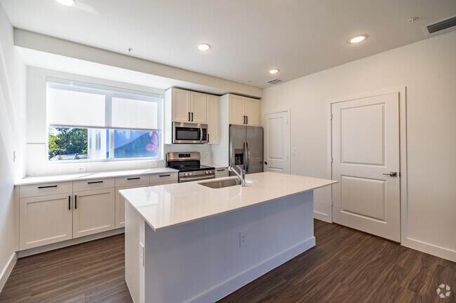 The Addison in Palmetto Bay, Palmetto Bay, FL 33157 - photo 5