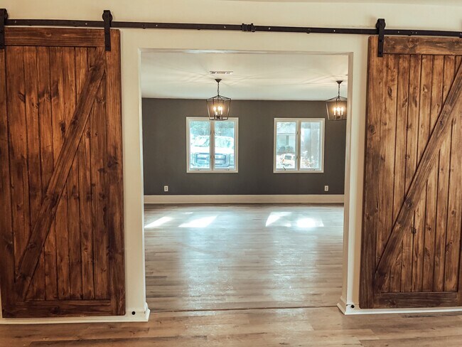 1234 Juniper Dr unit 1234 Juniper Drive, Auburn, AL 36830 - photo 3