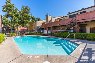 5324 Marconi Ave, Carmichael, CA 95608